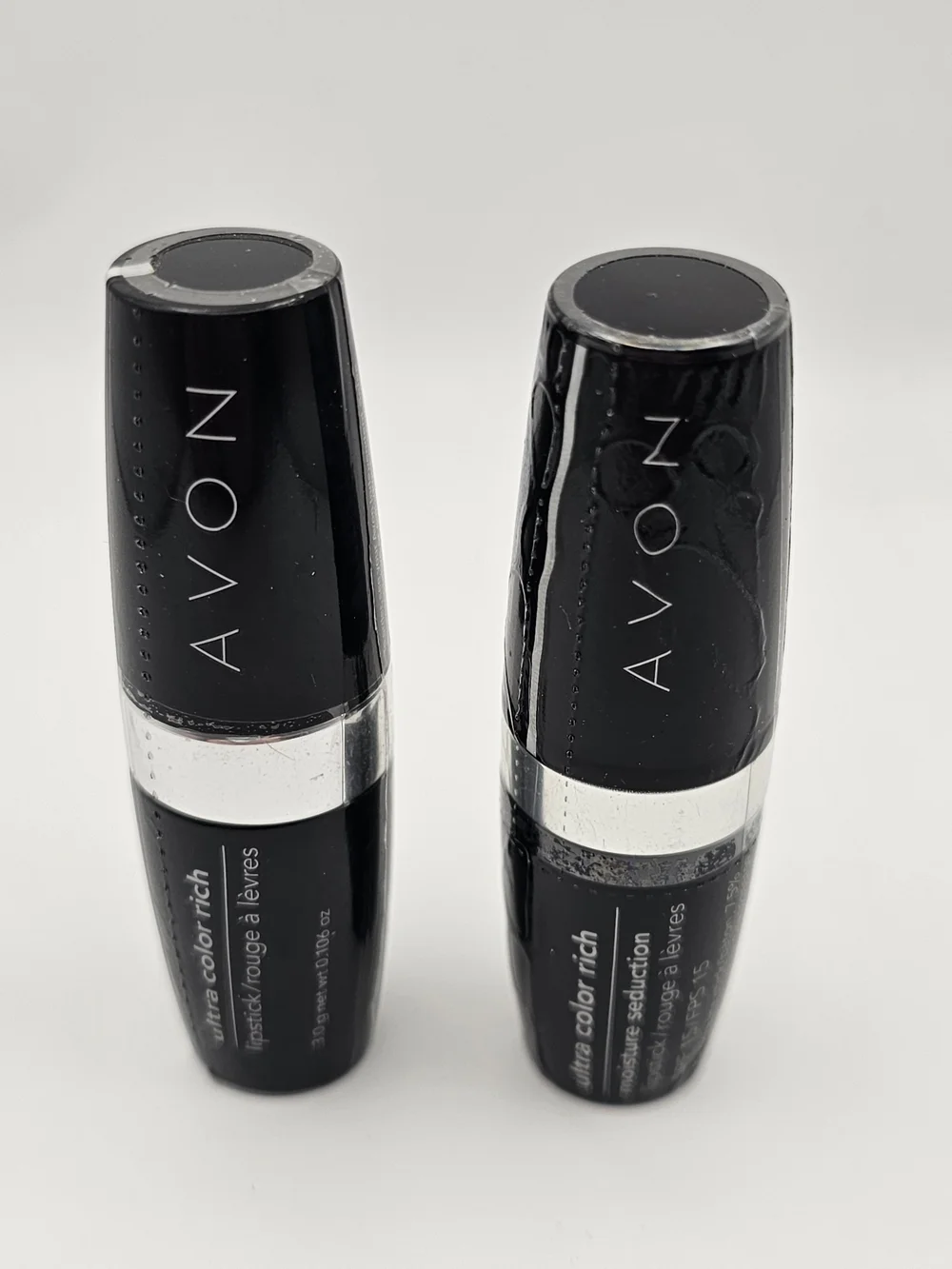 NEW Lot of 2 AVON Ultra Color Rich Lipstick – Plum Gorgeous and Cozy Mauve